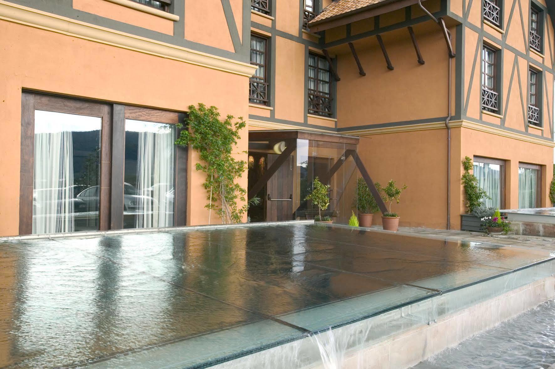 Aisia Derio Hotel Museo Spa Exterior foto